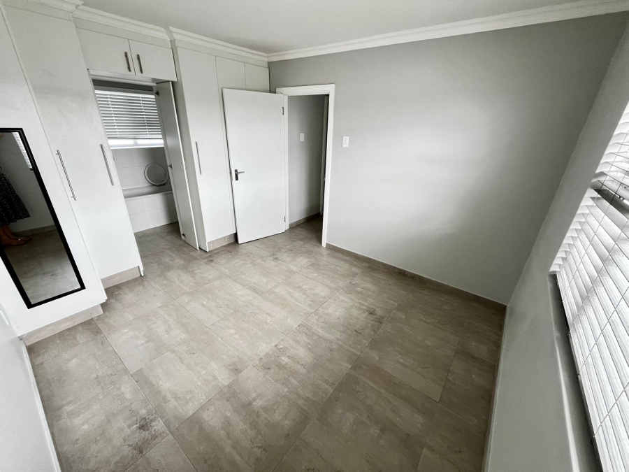 To Let 3 Bedroom Property for Rent in Nahoon Valley Park Eastern Cape